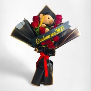Ramo de 12 Rosas + Oso Graduado + Cinta "GRADUACION 2024"